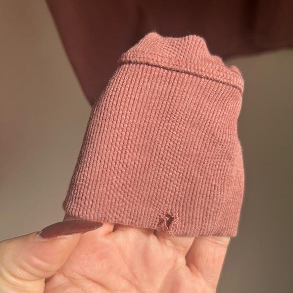 Vuori Women’s Long Sleeve Mudra Ribbed Cropped Fitted - L Blush Pink - Picture 4 of 7